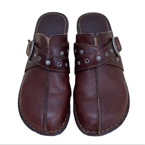 B.O.C. BORN CONCEPT Brown Leather Women’s Clogs Size 9